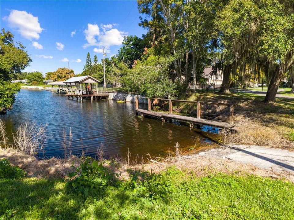 待售: $799,900 (4 贝兹, 2 浴室, 2380 平方英尺)