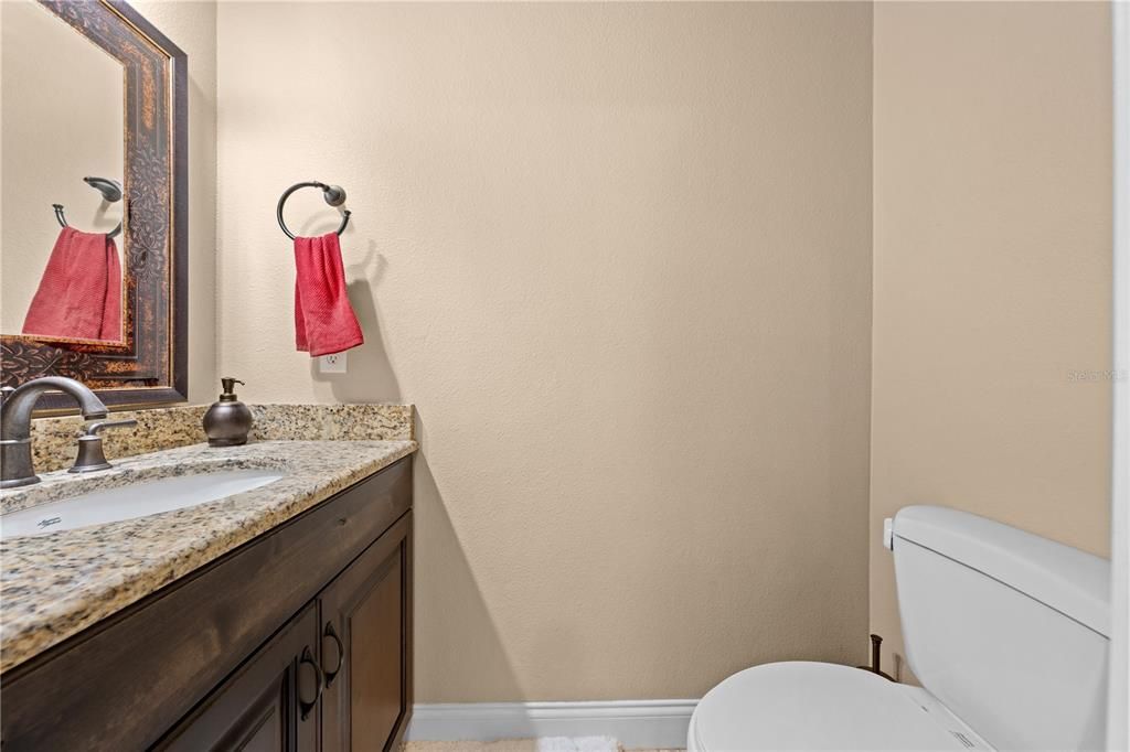 待售: $799,900 (4 贝兹, 2 浴室, 2380 平方英尺)