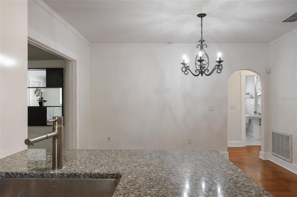 For Sale: $685,000 (3 beds, 2 baths, 1938 Square Feet)