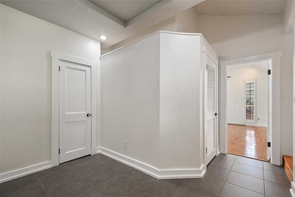 For Sale: $685,000 (3 beds, 2 baths, 1938 Square Feet)