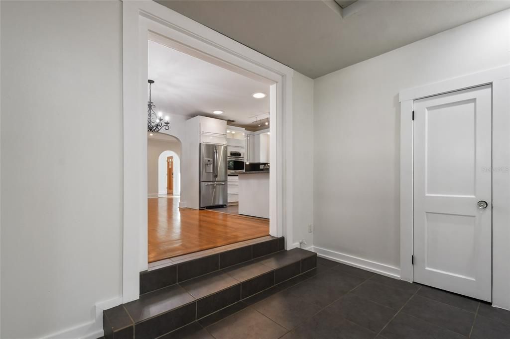 For Sale: $685,000 (3 beds, 2 baths, 1938 Square Feet)