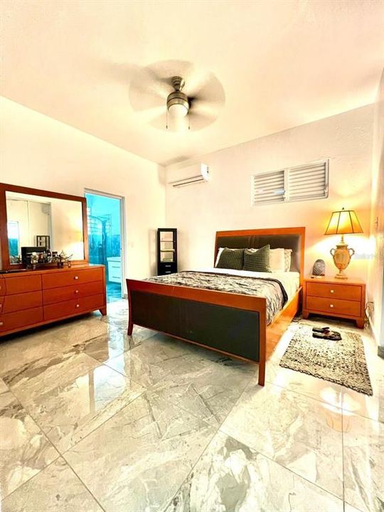 На продажу: $525,000 (4 спален, 3 ванн, 1791 Квадратных фут)