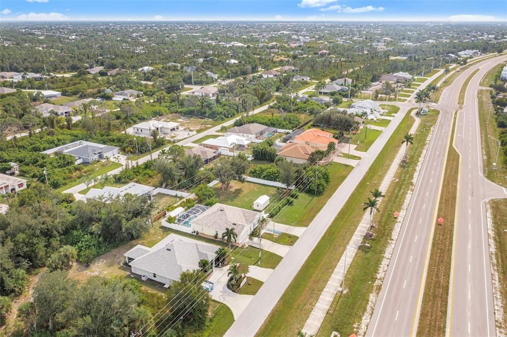 Под контрактом: $449,900 (3 спален, 2 ванн, 1636 Квадратных фут)