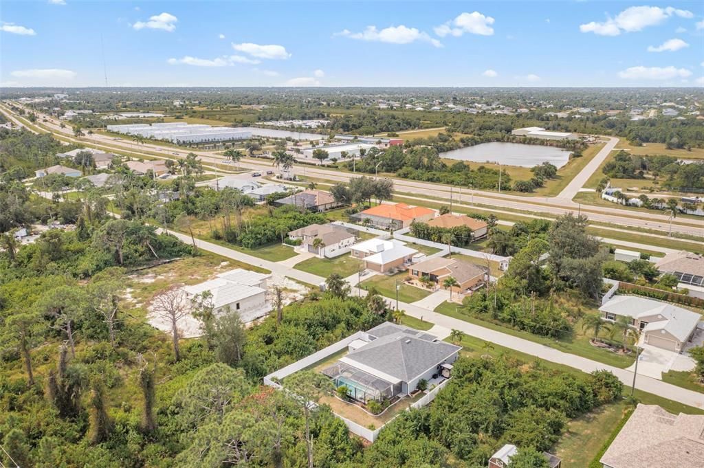 Под контрактом: $449,900 (3 спален, 2 ванн, 1636 Квадратных фут)