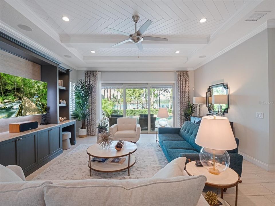 Activo con contrato: $2,495,000 (6 camas, 5 baños, 4168 Pies cuadrados)