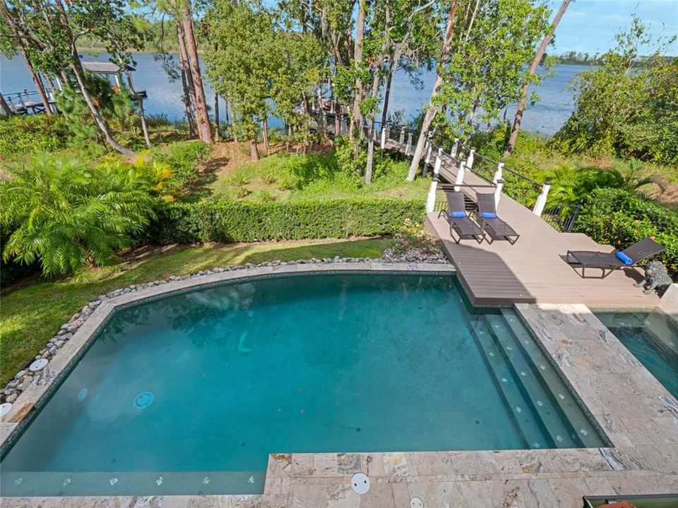 Activo con contrato: $2,495,000 (6 camas, 5 baños, 4168 Pies cuadrados)