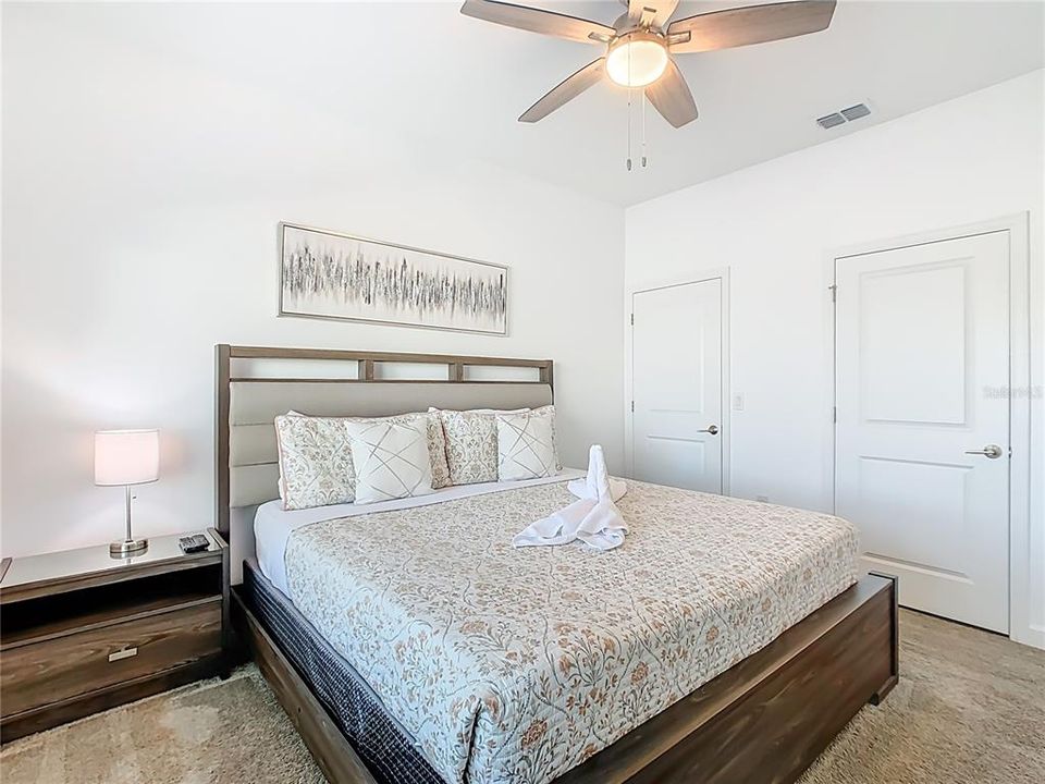 For Sale: $459,900 (4 beds, 3 baths, 1914 Square Feet)