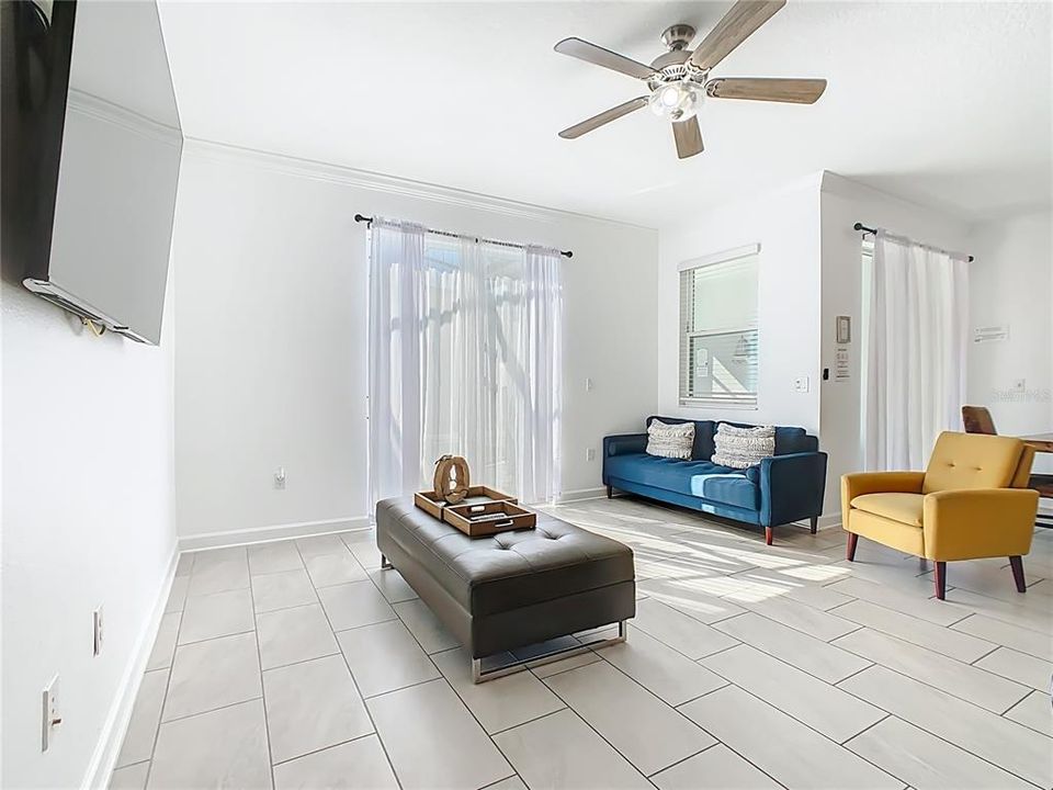 For Sale: $459,900 (4 beds, 3 baths, 1914 Square Feet)