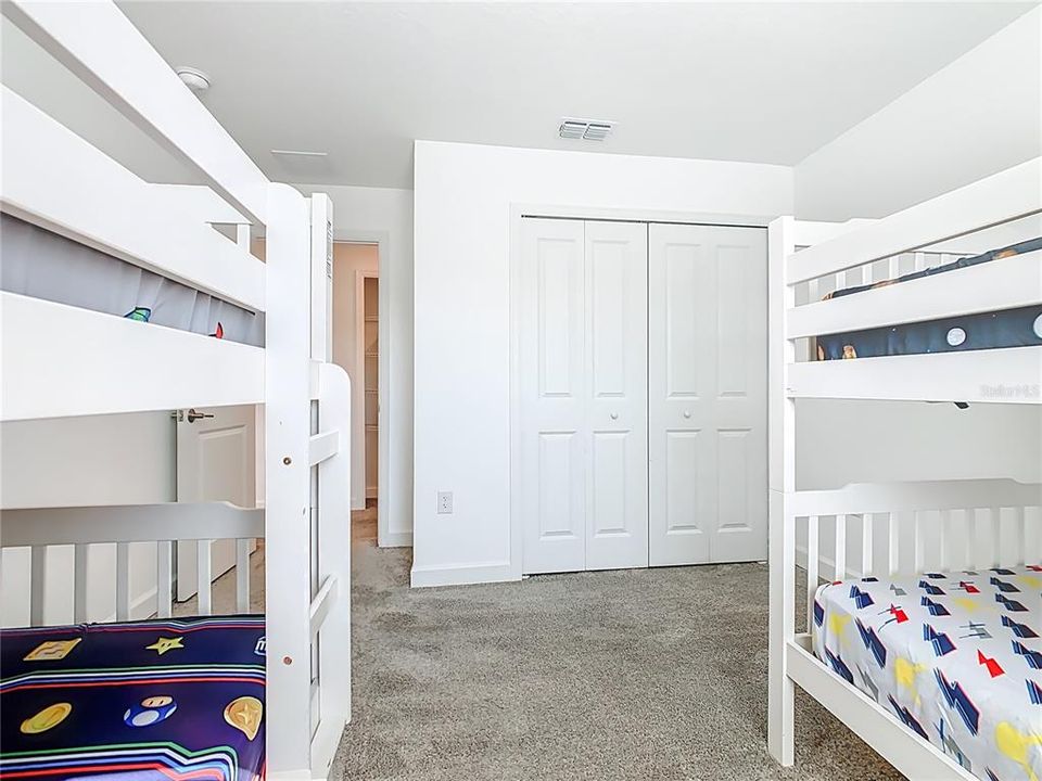 For Sale: $459,900 (4 beds, 3 baths, 1914 Square Feet)