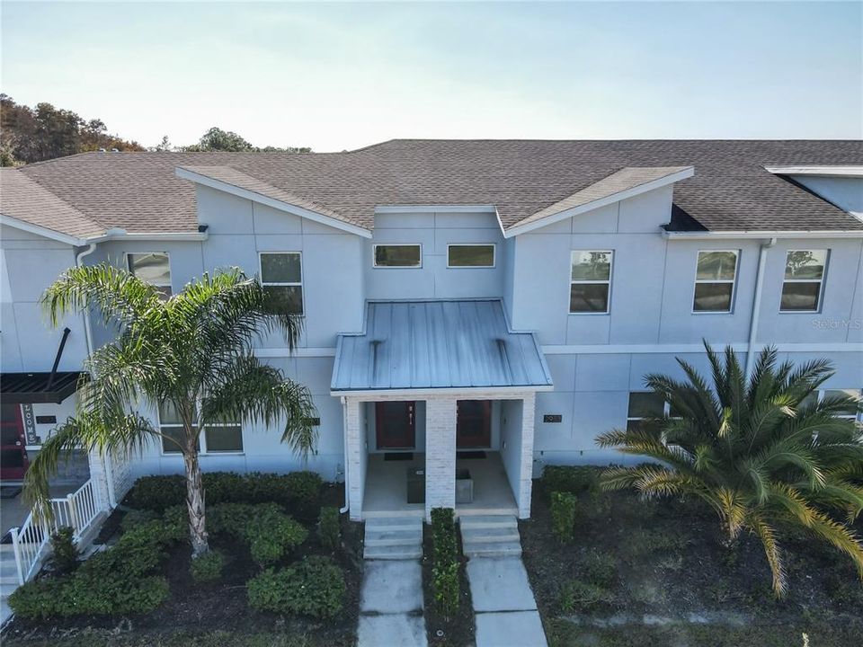 For Sale: $459,900 (4 beds, 3 baths, 1914 Square Feet)