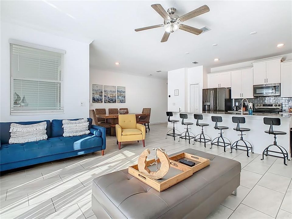 For Sale: $459,900 (4 beds, 3 baths, 1914 Square Feet)