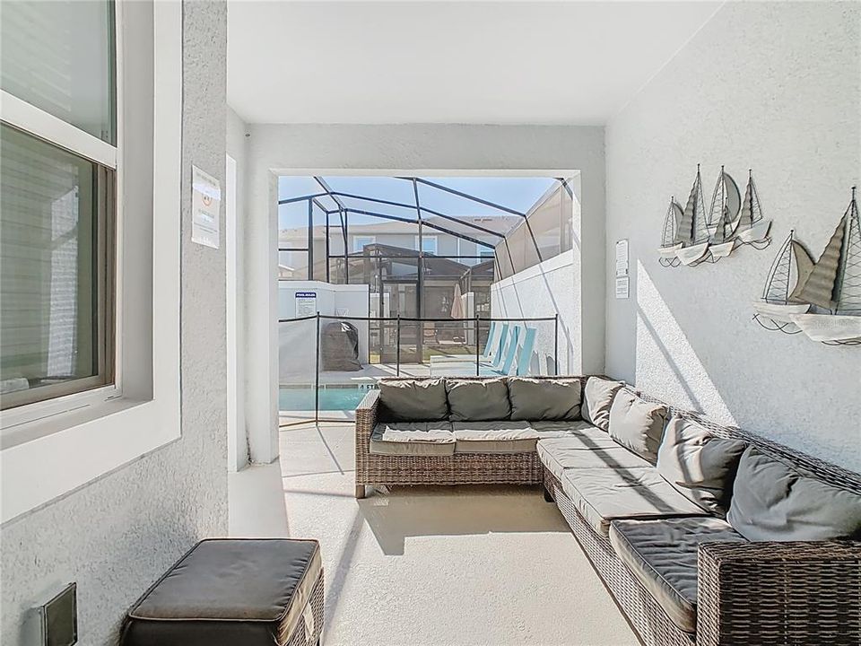 For Sale: $459,900 (4 beds, 3 baths, 1914 Square Feet)