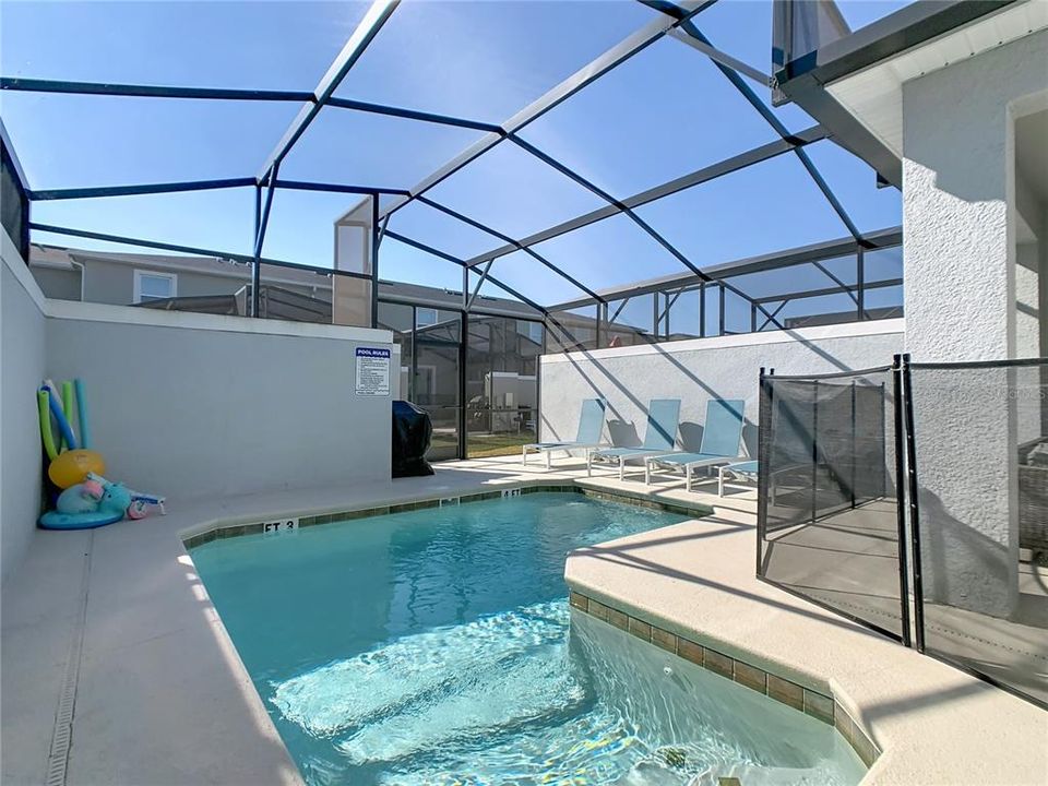 For Sale: $459,900 (4 beds, 3 baths, 1914 Square Feet)