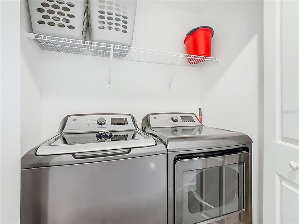 For Sale: $459,900 (4 beds, 3 baths, 1914 Square Feet)