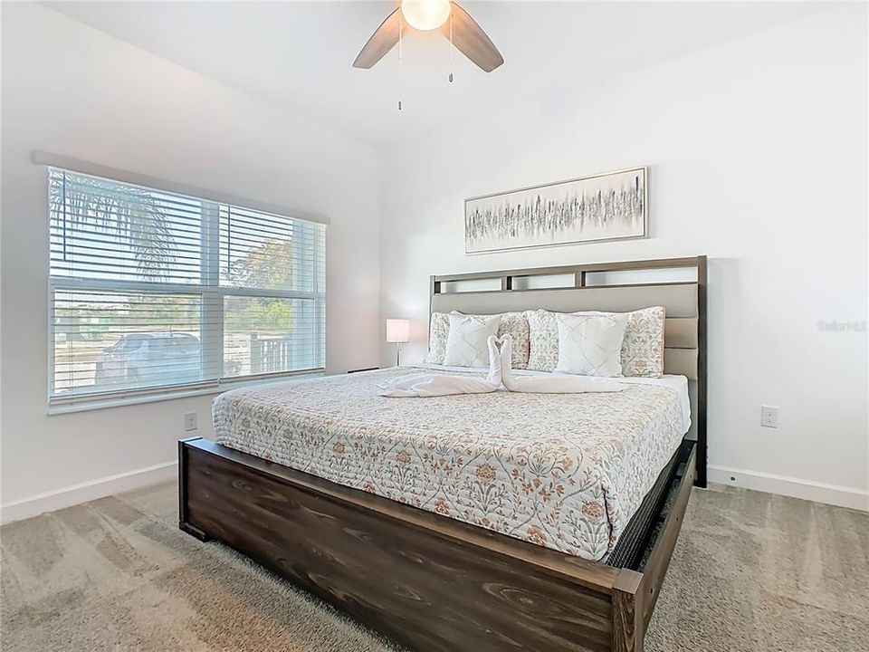 For Sale: $459,900 (4 beds, 3 baths, 1914 Square Feet)