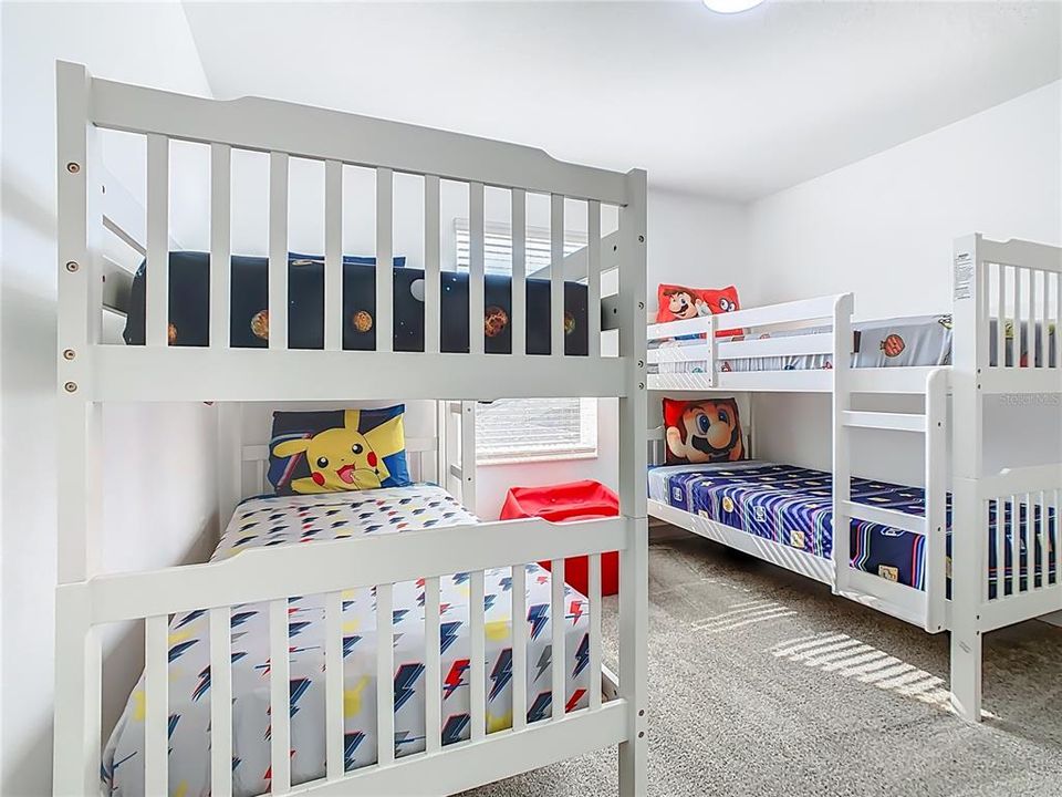 For Sale: $459,900 (4 beds, 3 baths, 1914 Square Feet)