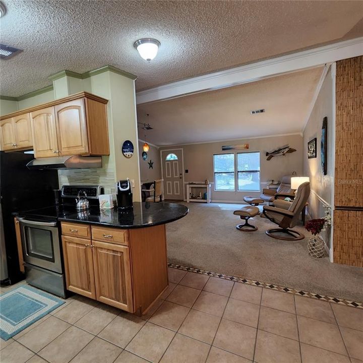 На продажу: $415,000 (3 спален, 2 ванн, 2136 Квадратных фут)