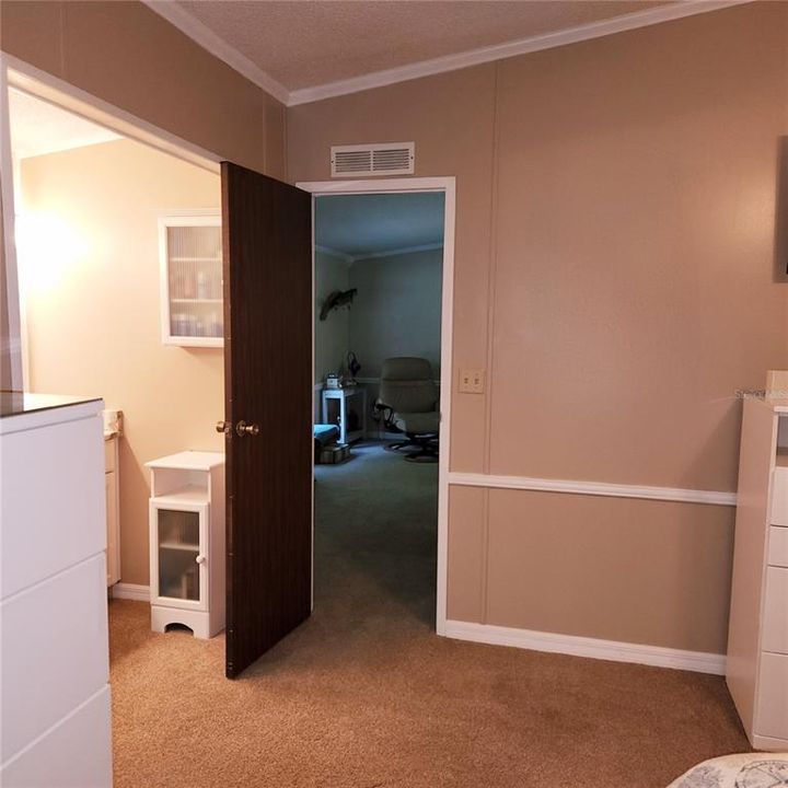 На продажу: $415,000 (3 спален, 2 ванн, 2136 Квадратных фут)