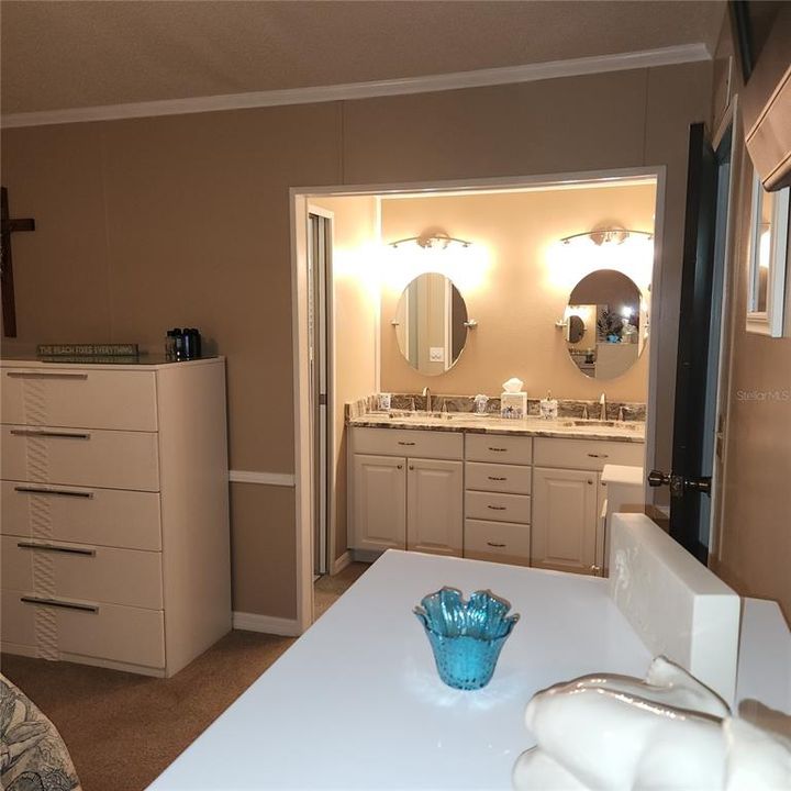 На продажу: $415,000 (3 спален, 2 ванн, 2136 Квадратных фут)