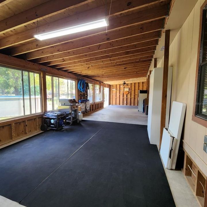 На продажу: $415,000 (3 спален, 2 ванн, 2136 Квадратных фут)