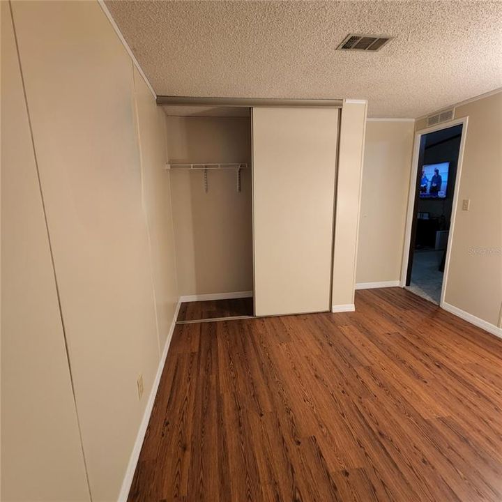 На продажу: $415,000 (3 спален, 2 ванн, 2136 Квадратных фут)