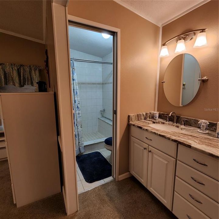 На продажу: $415,000 (3 спален, 2 ванн, 2136 Квадратных фут)