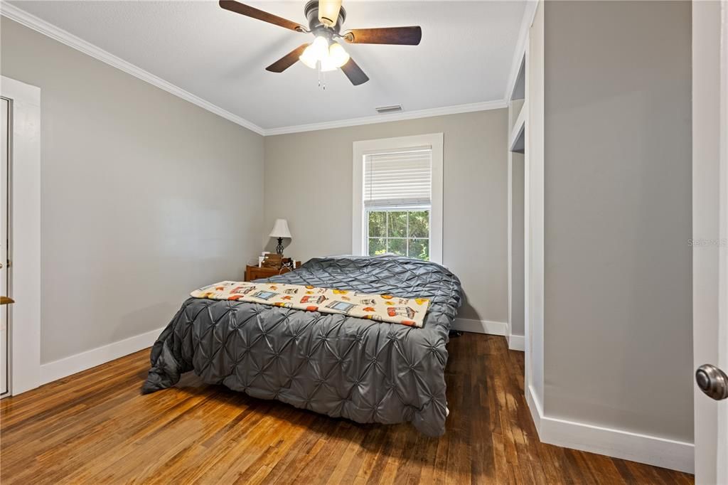 For Sale: $365,000 (4 beds, 2 baths, 1965 Square Feet)