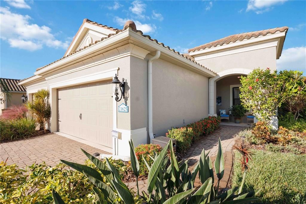 На продажу: $409,000 (2 спален, 2 ванн, 1524 Квадратных фут)