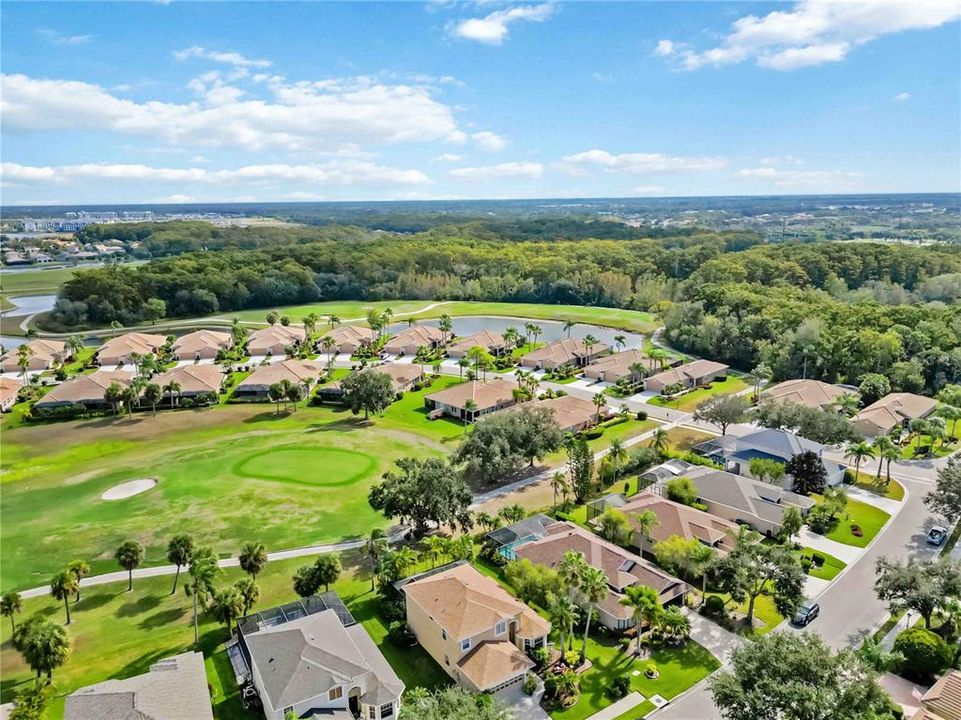 Под контрактом: $499,950 (3 спален, 2 ванн, 2016 Квадратных фут)