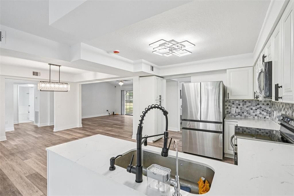 For Sale: $550,000 (3 beds, 2 baths, 1975 Square Feet)