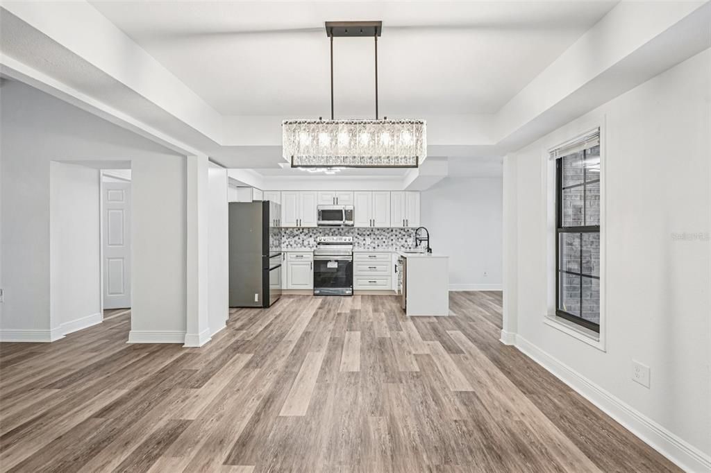 For Sale: $550,000 (3 beds, 2 baths, 1975 Square Feet)