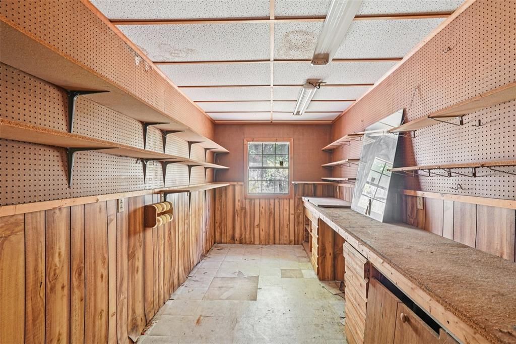 For Sale: $550,000 (3 beds, 2 baths, 1975 Square Feet)