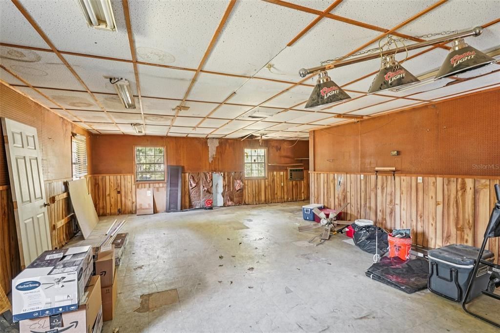 For Sale: $550,000 (3 beds, 2 baths, 1975 Square Feet)