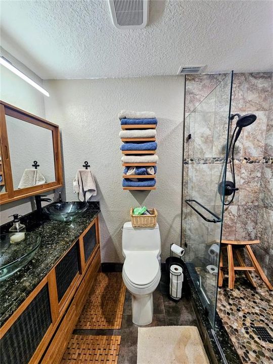 Active With Contract: $285,000 (4 beds, 2 baths, 1300 Square Feet)