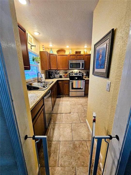 Active With Contract: $285,000 (4 beds, 2 baths, 1300 Square Feet)