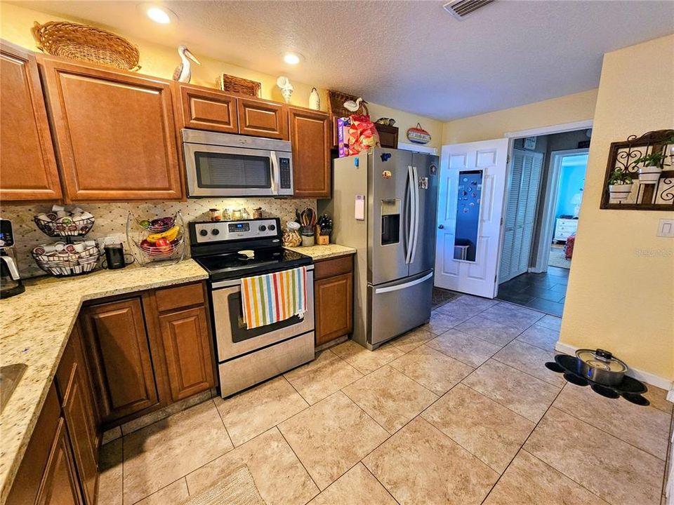 Active With Contract: $285,000 (4 beds, 2 baths, 1300 Square Feet)