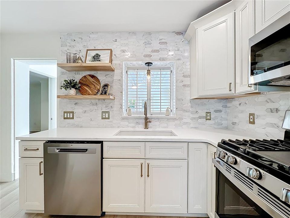 For Sale: $795,000 (3 beds, 2 baths, 1532 Square Feet)