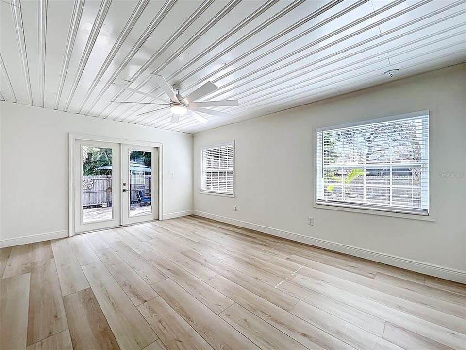 For Sale: $795,000 (3 beds, 2 baths, 1532 Square Feet)