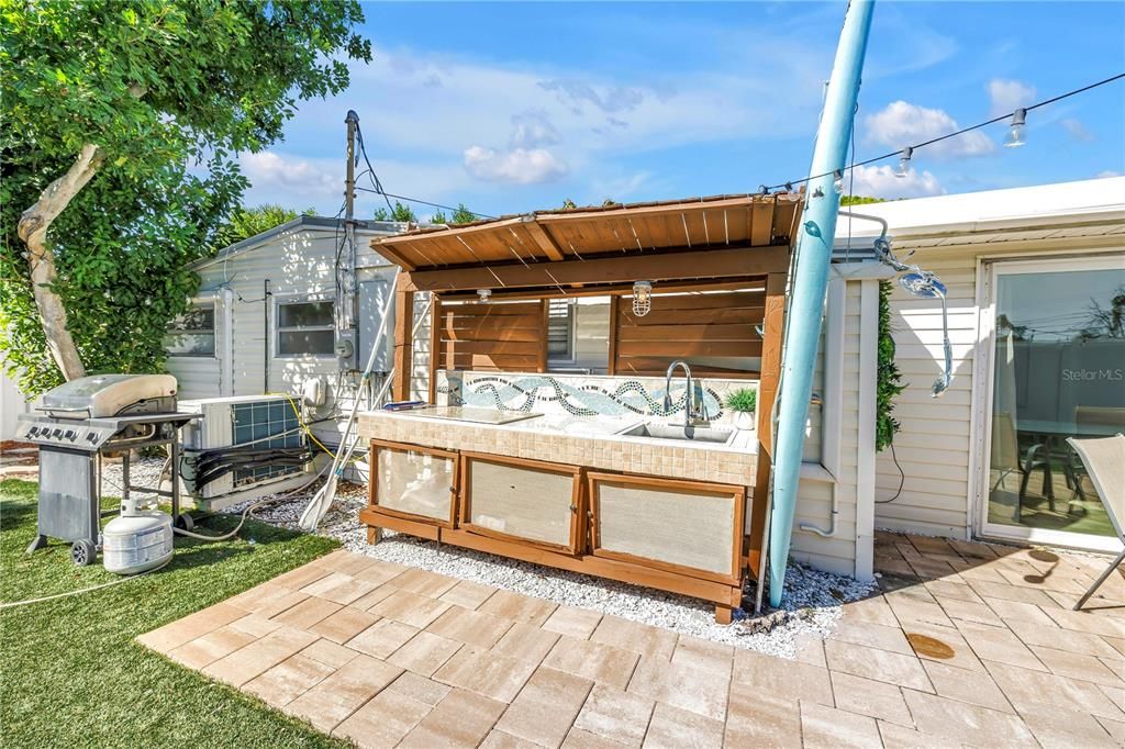 En Venta: $399,000 (2 camas, 2 baños, 696 Pies cuadrados)