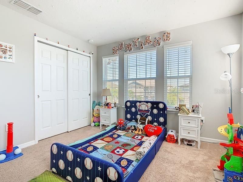 For Sale: $588,900 (4 beds, 2 baths, 2351 Square Feet)