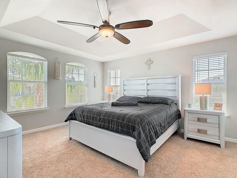 For Sale: $588,900 (4 beds, 2 baths, 2351 Square Feet)