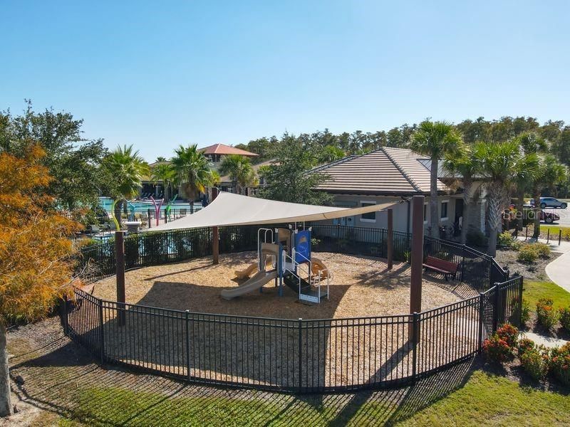 For Sale: $588,900 (4 beds, 2 baths, 2351 Square Feet)