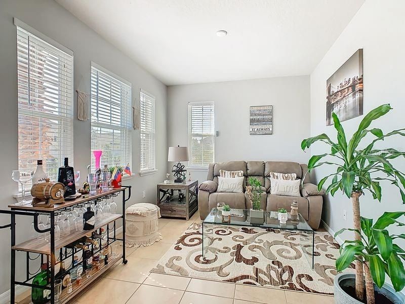 For Sale: $588,900 (4 beds, 2 baths, 2351 Square Feet)