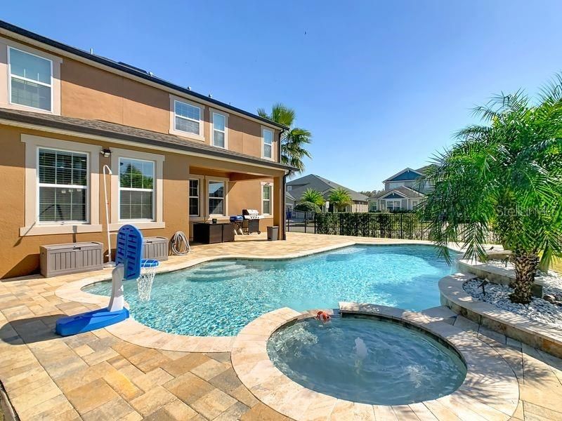 For Sale: $588,900 (4 beds, 2 baths, 2351 Square Feet)