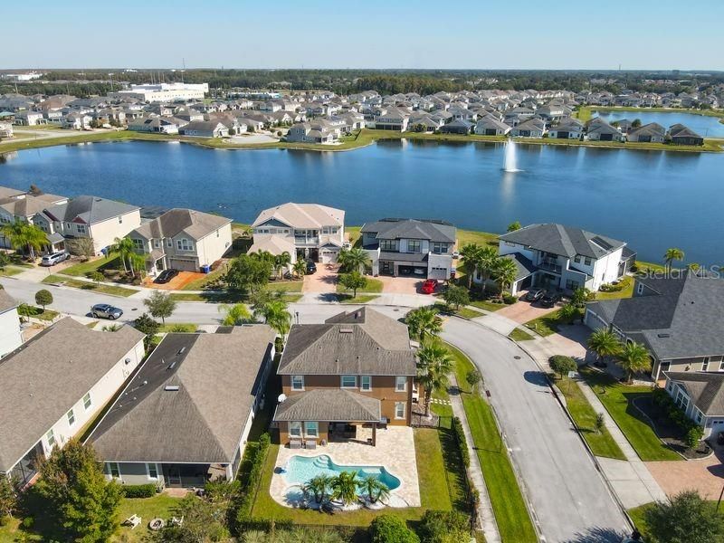 For Sale: $588,900 (4 beds, 2 baths, 2351 Square Feet)