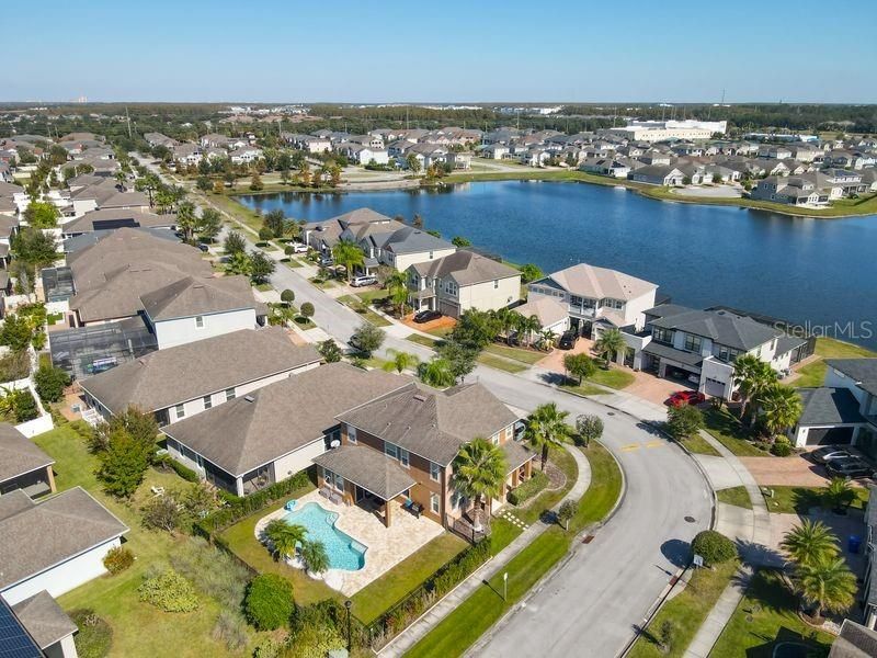 For Sale: $588,900 (4 beds, 2 baths, 2351 Square Feet)