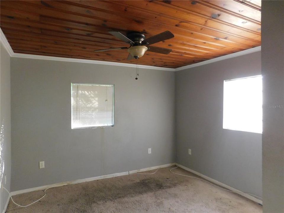 Active With Contract: $215,000 (3 beds, 1 baths, 1246 Square Feet)