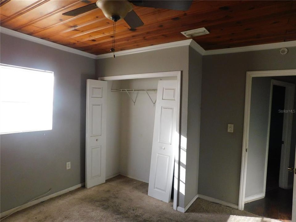 Active With Contract: $215,000 (3 beds, 1 baths, 1246 Square Feet)