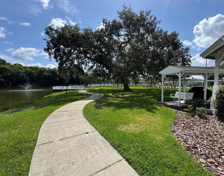 待售: $239,600 (2 贝兹, 2 浴室, 1338 平方英尺)