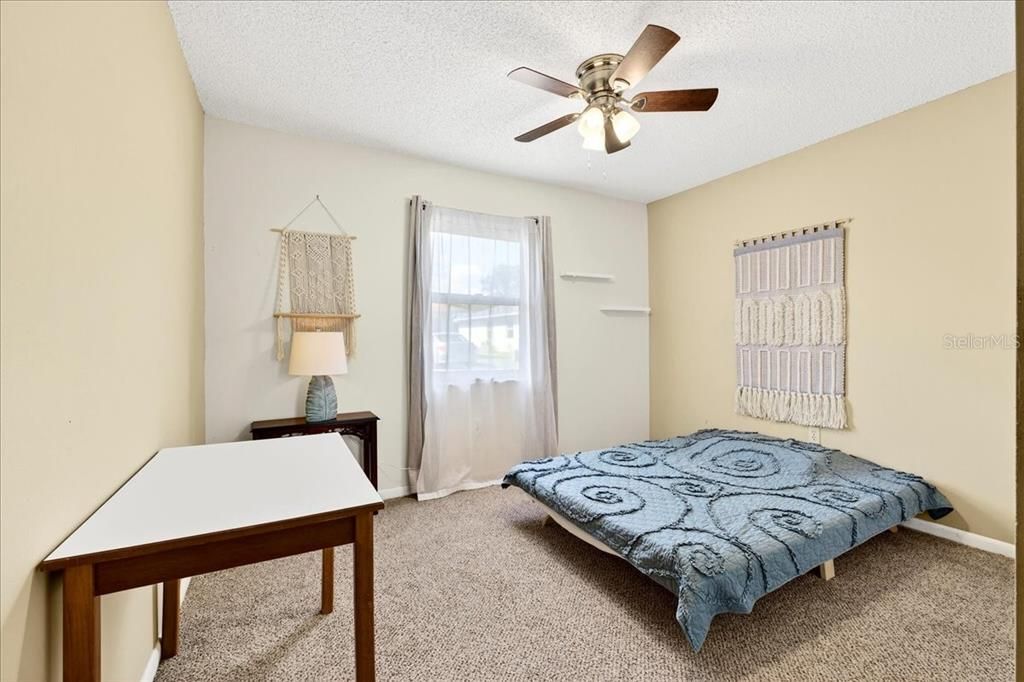 待售: $239,600 (2 贝兹, 2 浴室, 1338 平方英尺)